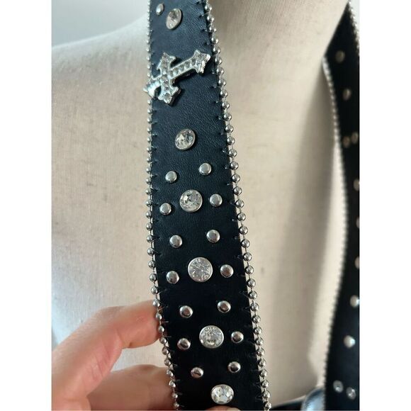 Bling diamonds shinny Women\'s Western Belt 43 inches long